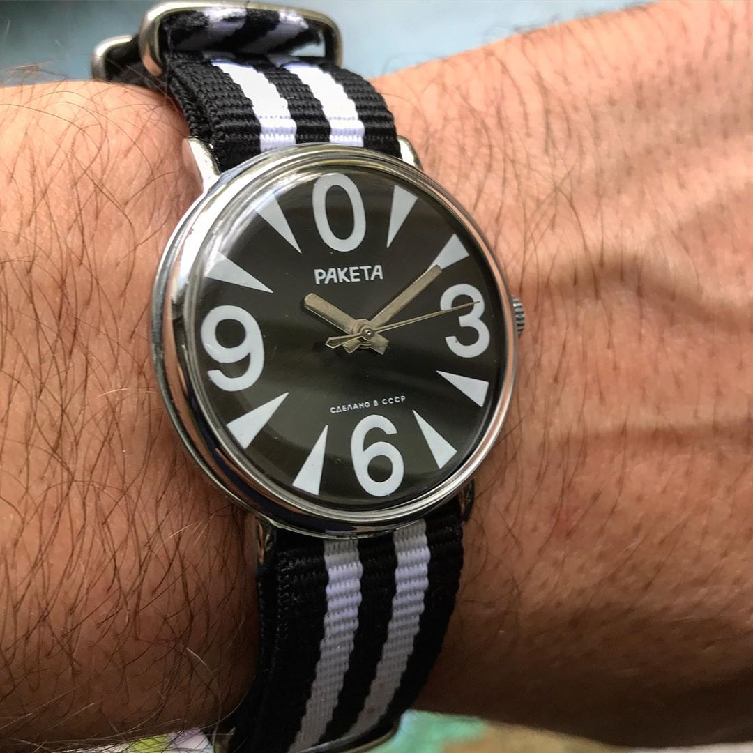 Raketa Big Zero with a black dial in the round case